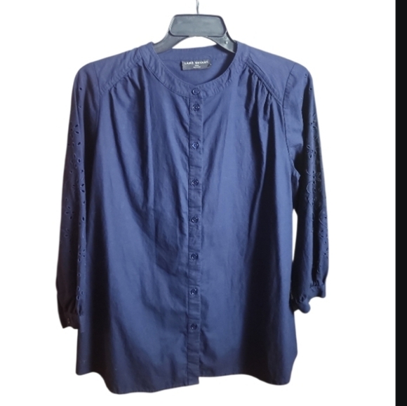 8/$25 Lane Brant Navy Button-Down Shirt for Women size 10/12 - Picture 2 of 5